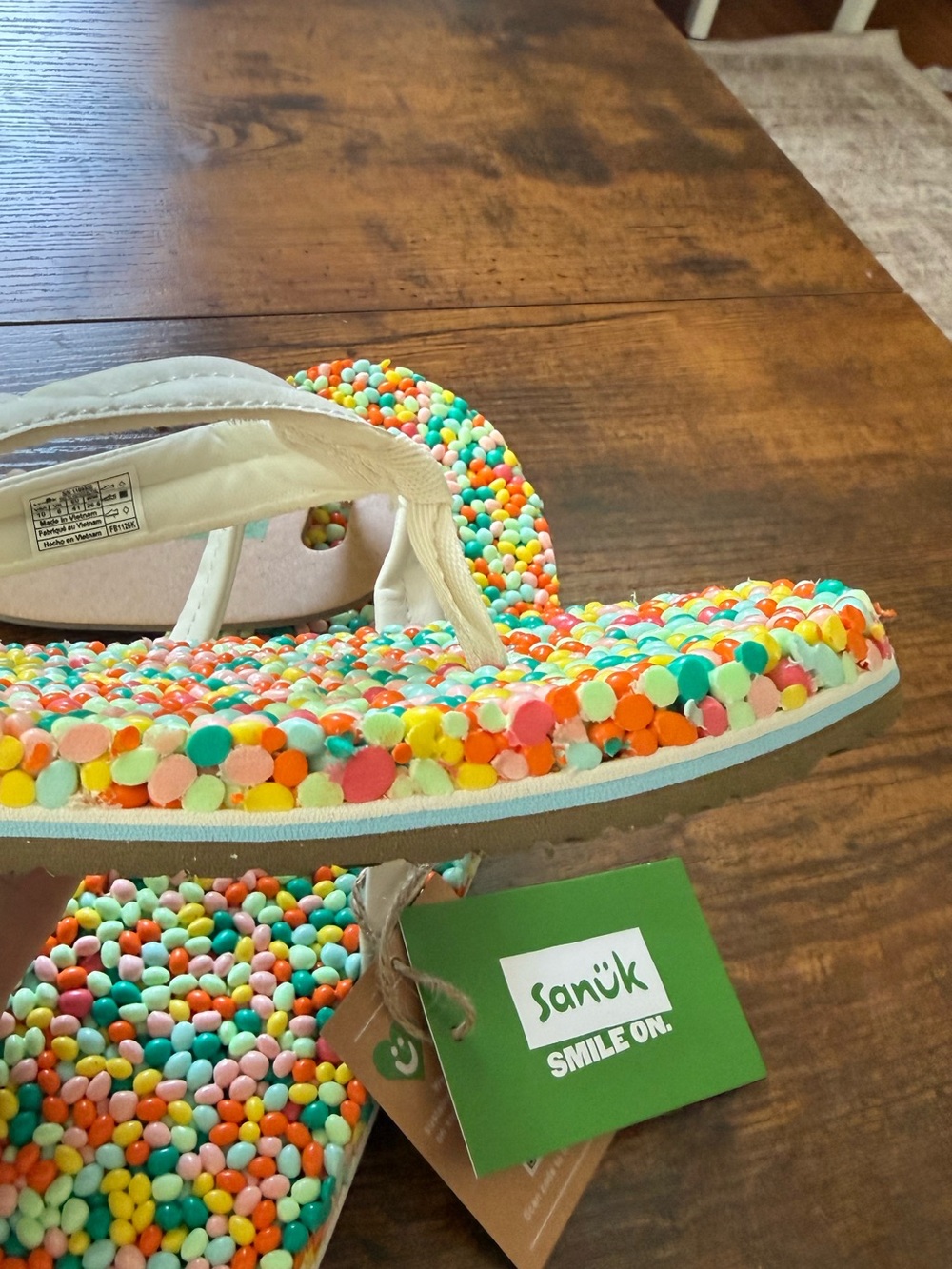 Sanuk Women’s Multi Color Flip Flop - Picture 4 of 5